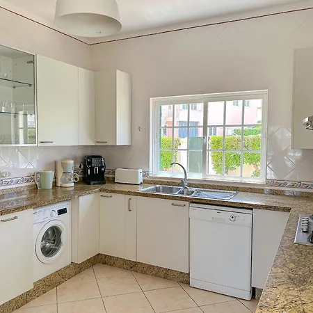 Homes - Pool, Marina View, Bbq, Games And Garden *