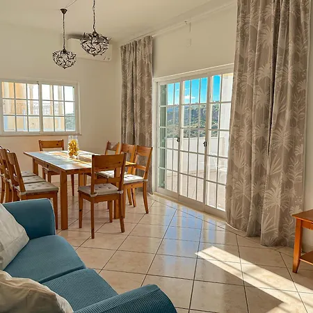 Homes - Pool, Marina View, Bbq, Games And Garden Willa
