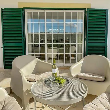 Homes - Pool, Marina View, Bbq, Games And Garden Willa *