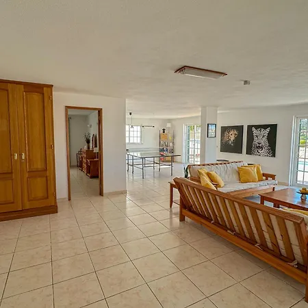 Willa Homes - Pool, Marina View, Bbq, Games And Garden *