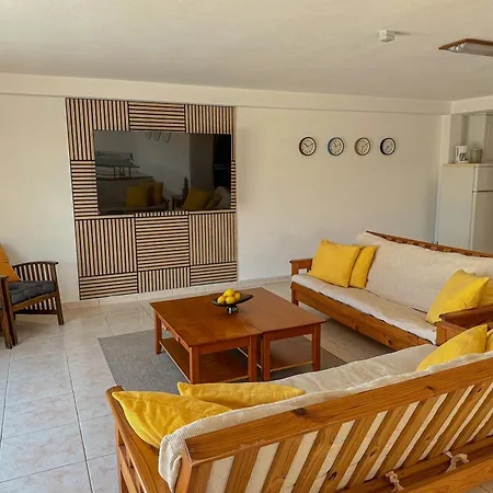 Villa Homes - Pool, Marina View, Bbq, Games And Garden